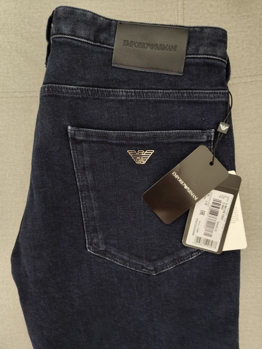 Spodnie Jeansy spodnie slim fit Emporio Armani