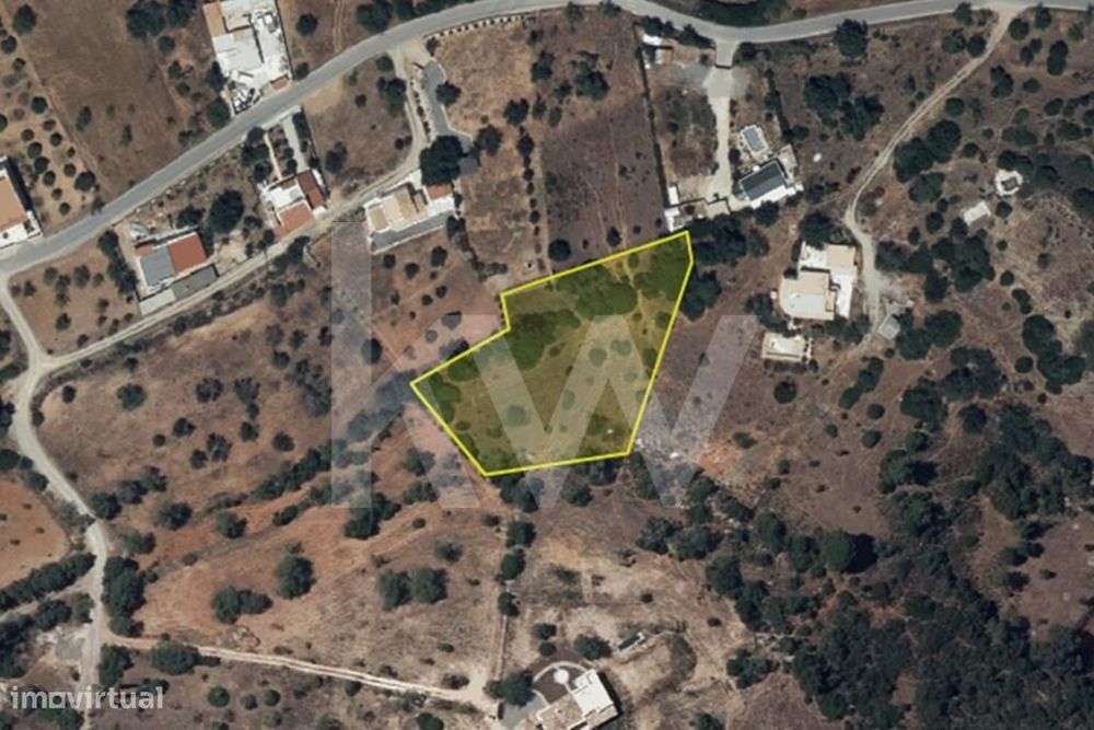 Venda| Terreno Urbanizável Para Fins Industriais Com 3160 M2 - Quelfes — Quelfes, Faro