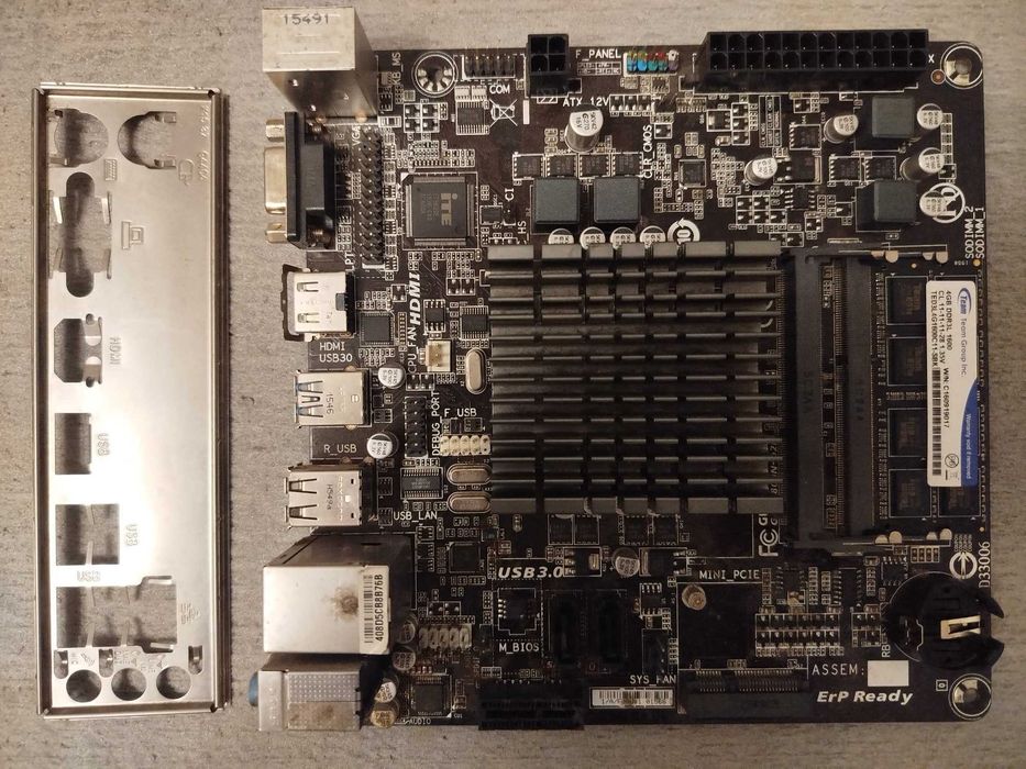 Материнська плата Gigabyte GA-J1800N-D2H (Celeron J1800, mini-PCI E)