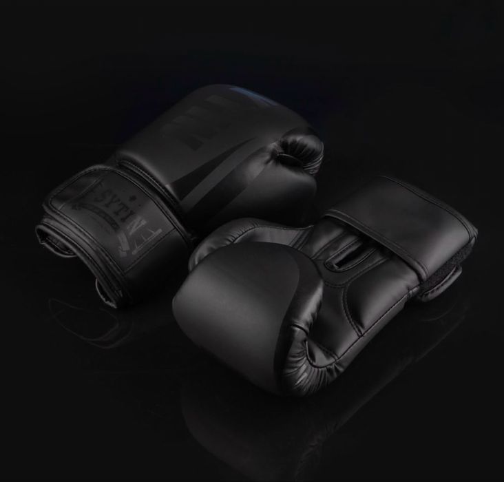 Перчатки боксерські , рукавиці для боксу