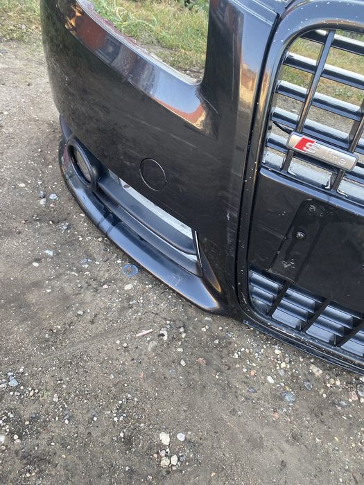 Audi A4 B7 S line – oryginalny przedni zderzak kompletny