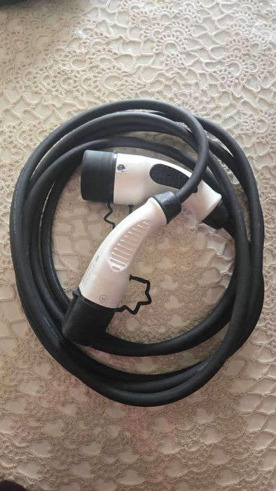 Cabo para carregar carros