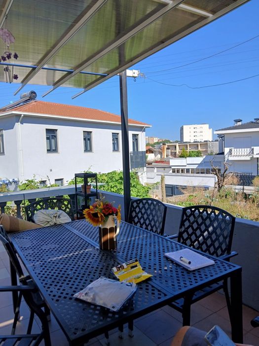 quarto 1 banheiro apenas o quarto no centro da Maia SO PARA MULHERES