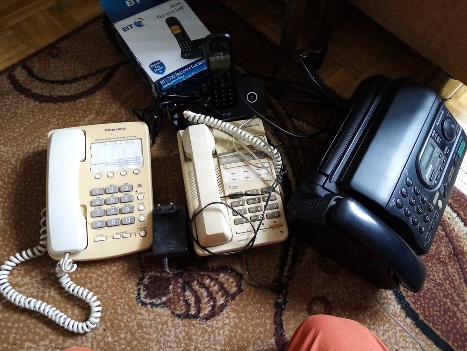 4 telefony lata 90te Panasonic uzywane zestaw