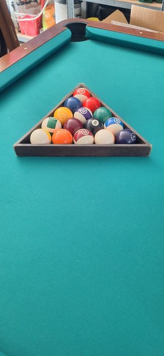 Mesa de Bilhar Convertível (c/ Tampo de Jantar) + Acessórios