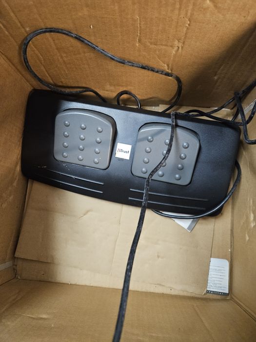 Kierownica do gier Trust Predator GM-3100R