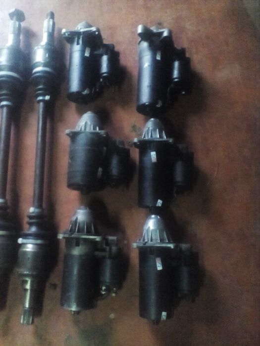 Продам полуоси (привода. Шрусы) так же в наличии стартера форд сиера