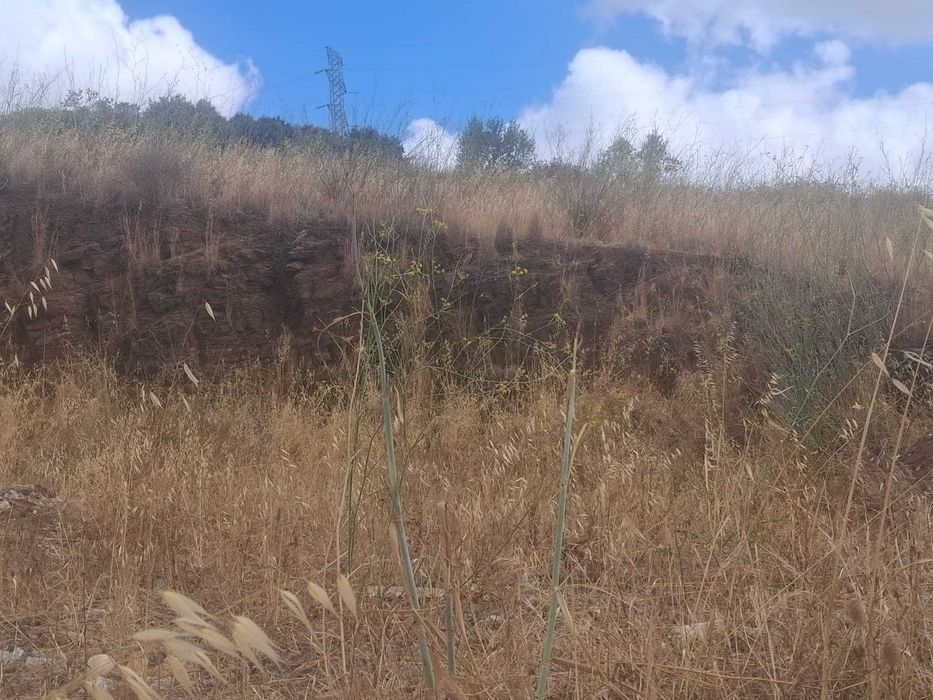 Terreno urbano Zambujal em loures