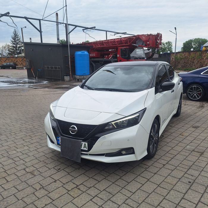 Оренда нісан ліф