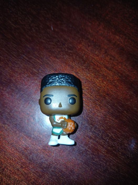 Продаю фигурки очень странные дела