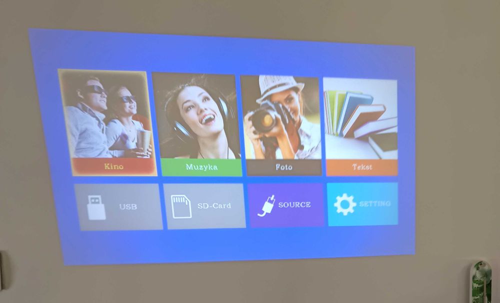 Projektor LED TopVision T23 HDMI/USB + Pilot – sprawny