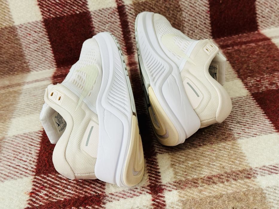 (Оригінал) жіночі кросівки Nike Air Zoom Structure 24, розмір 39