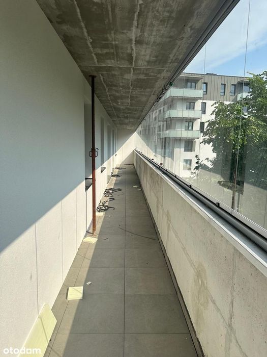 Dla rodziny pracującej w Warszawie - przy dworcu PKP +  balkon 29 m²