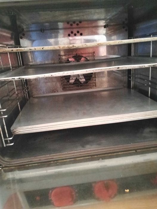 Forno para bolos edial para café ou pastelaria