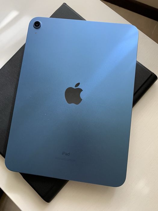 Планшет Apple iPad (10th generation) 10.9" 2022 Wi-Fi 64Gb Blue