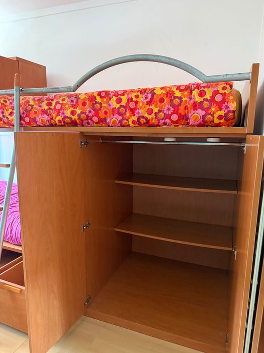 Conjunto Completo: Beliche com 2 colchões, Secretária e 2 Móveis