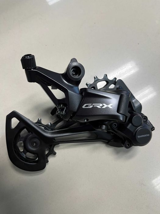 Przerzutka tylna SHIMANO GRX RD-RX822