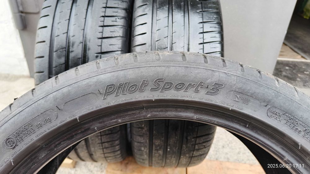 Michelin pilot sport 3 r18 215 45