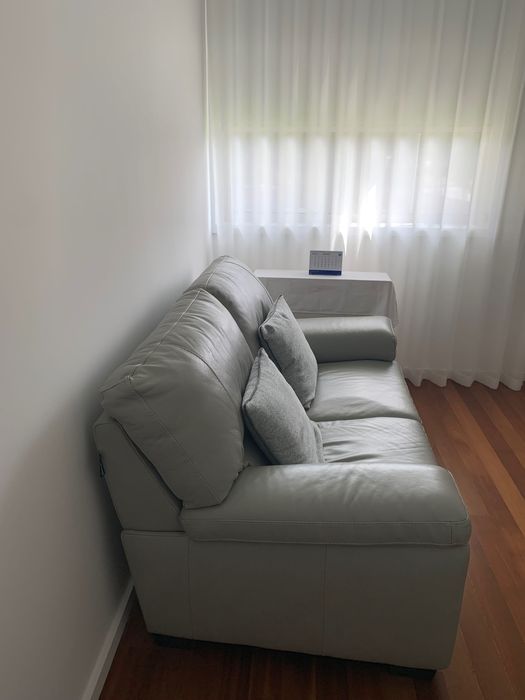 Sofá em pele com certificado Chateau D'AX