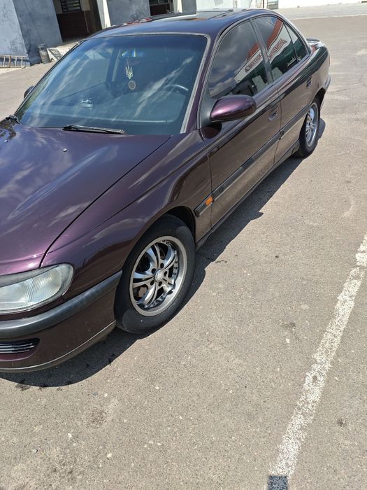 Продам автомобіль Опель Омега Б