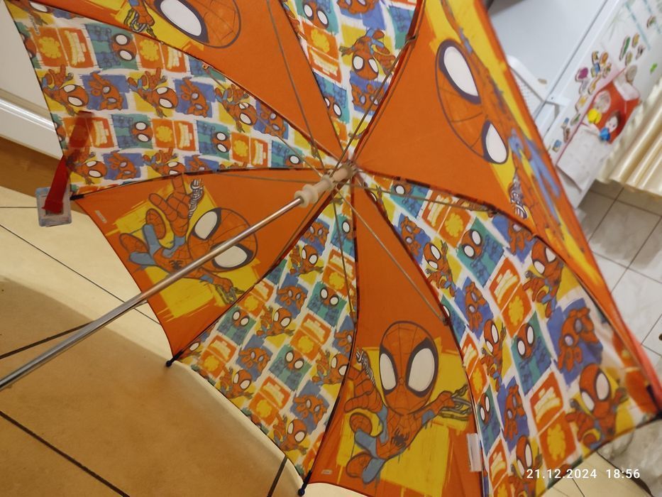 Nowy parasol dziecięcy Spiderman
