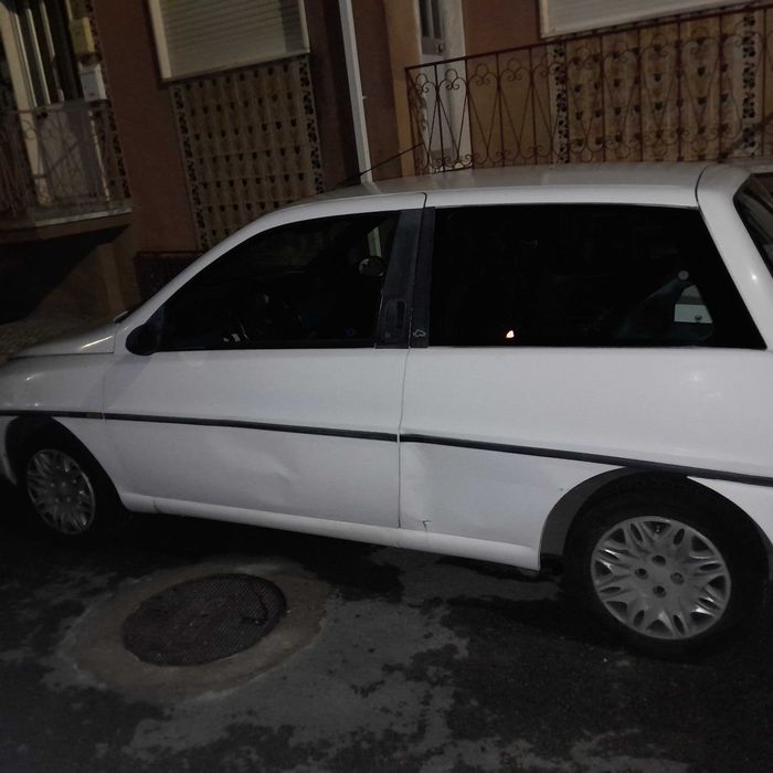 Vende para peças ou inteiro