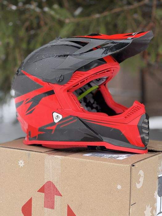 Мото шлем эндуро/кросс