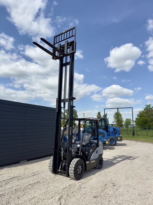RAVOX WWD30 - Nowy Wozek widlowy diesel 3T
