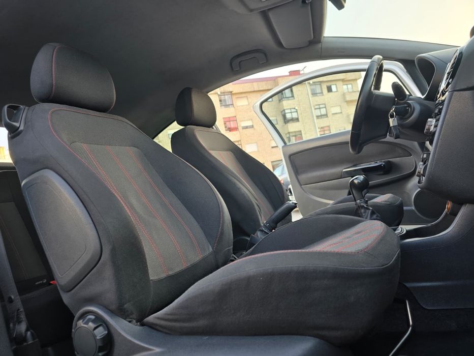 Opel Corsa D 1.3 75Cv Black Edition