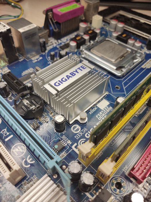 Комплект LGA 775 Gigabyte G31 + Core 2 Duo E4500 + 4GB DDR2 + Кулер