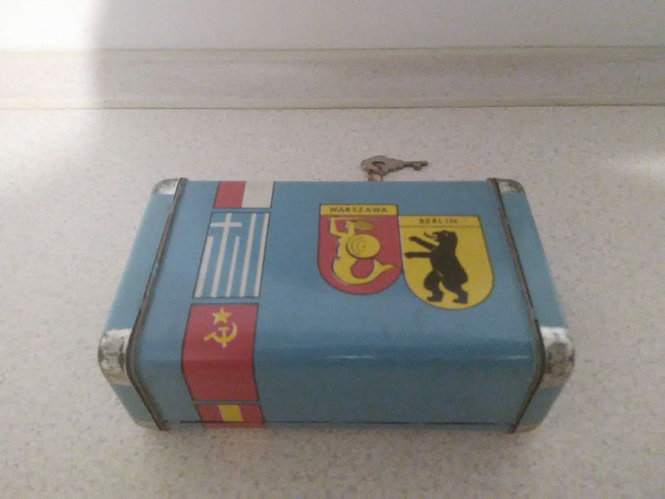 stara zabawka PRL skarbonka walizka CZZ retro kufer antyk zabytek