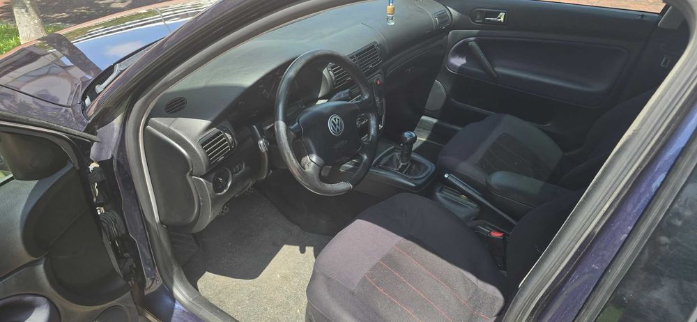 Volkswagen Passat 1.9 TDI 115 cv foto 5