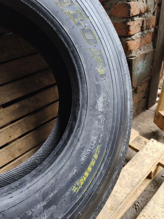 Шини 12R22.5 Dunlop нові
