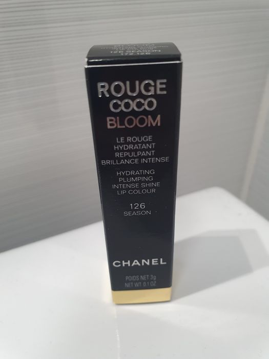 Szminka chanel rouge coco bloom