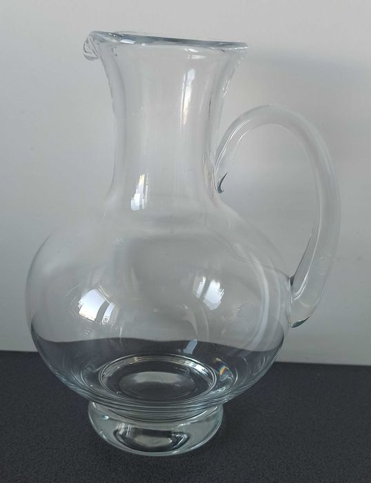 szklany dzbanek wazonik flakon 17,5 cm