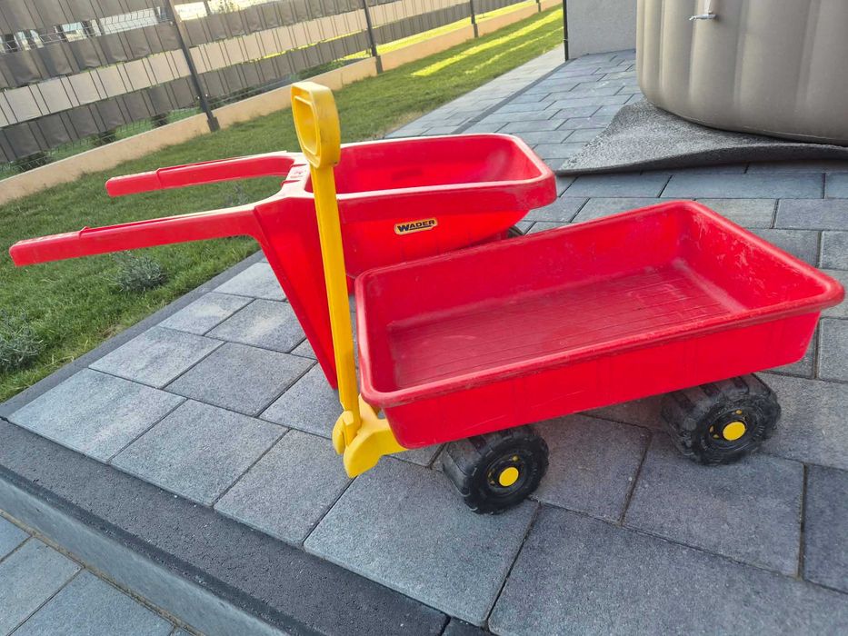 Sprzedam taczkę Wader oraz przyczepkę