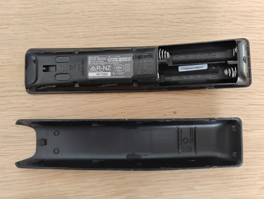 Pilot TV Samsung UE555MU6102K