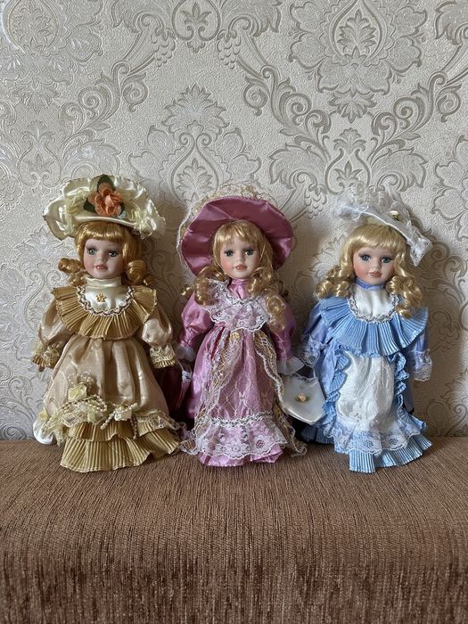 Ляльки з фарфоровим обличчям