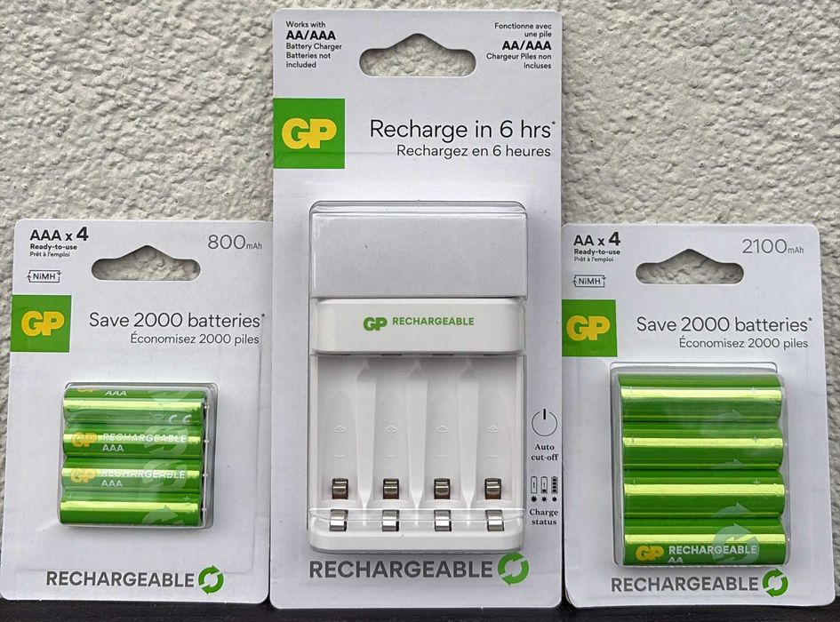 2 x Baterie z możliwością wielokrotnego ładowania 4xAA +4xAAA+Ładowark