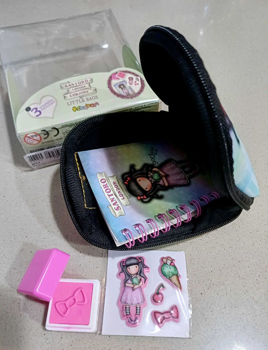 Carteira Santoro Gorjuss