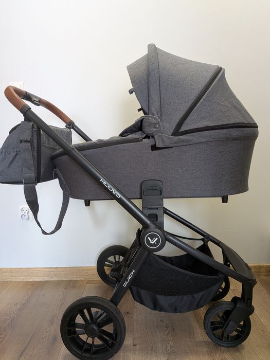 Wózek 2w1, gondola+spacerówka Muuvo Quick