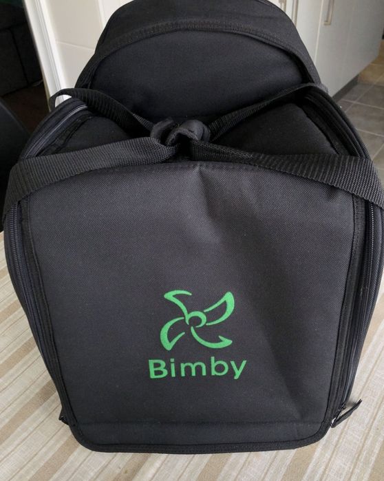 Bimby Tm5 com saco de transporte e madolina