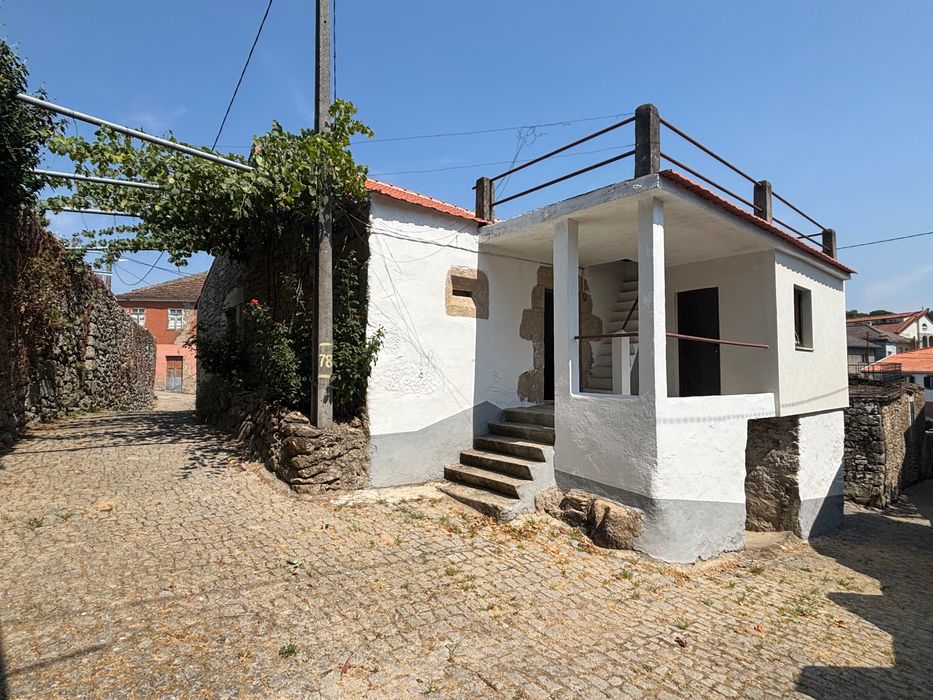 ARRENDA-SE Casa, Granja Nova, Tarouca