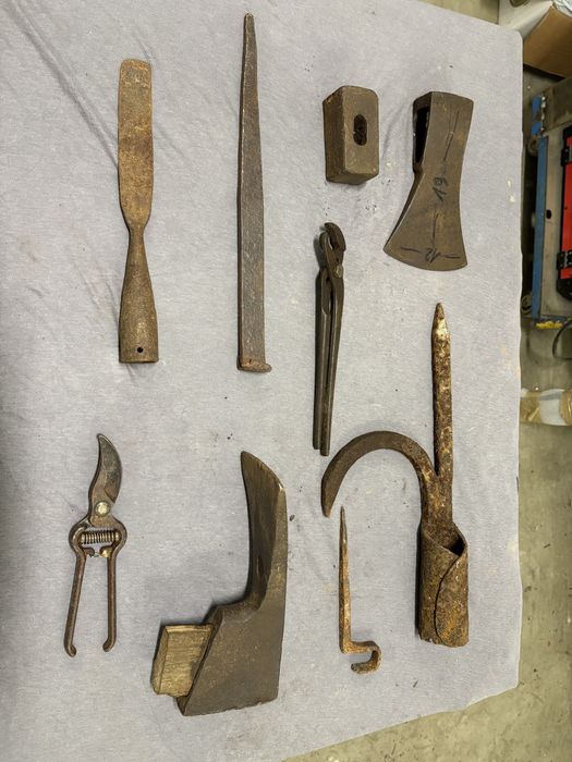 Zabytkowy topór inne stare