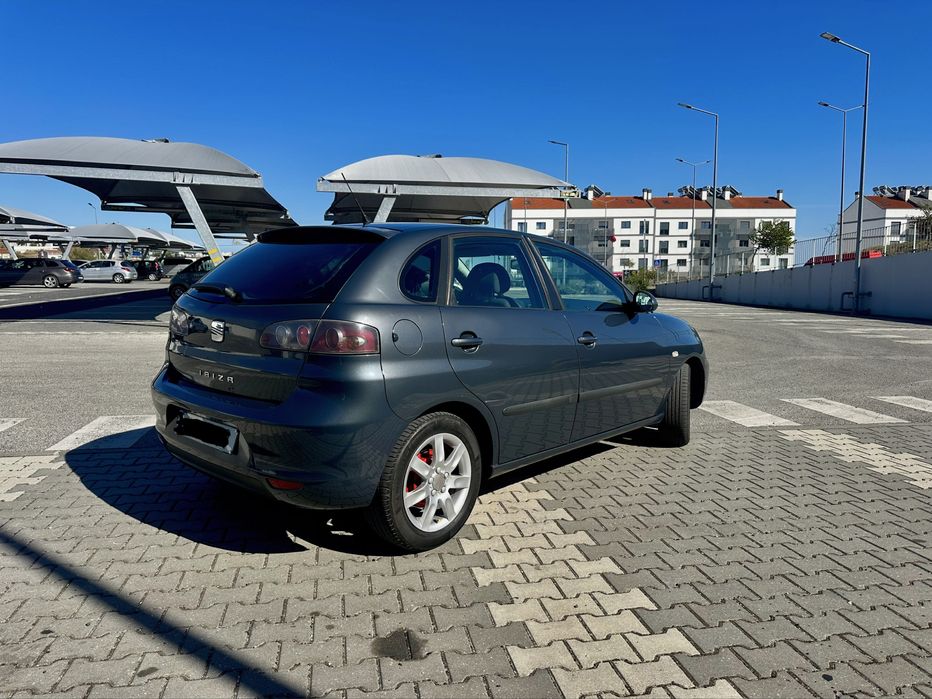 SEAT Ibiza 1.4TDI - 6L foto 2
