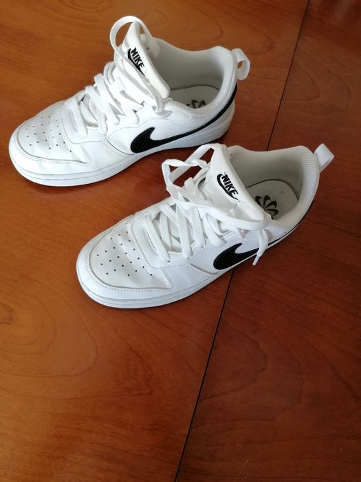 Sapatilhas Nike  brancas