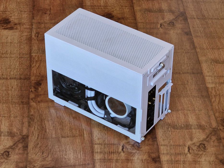 Корпус Mini-ITX Lian Li Q58 White (білий)