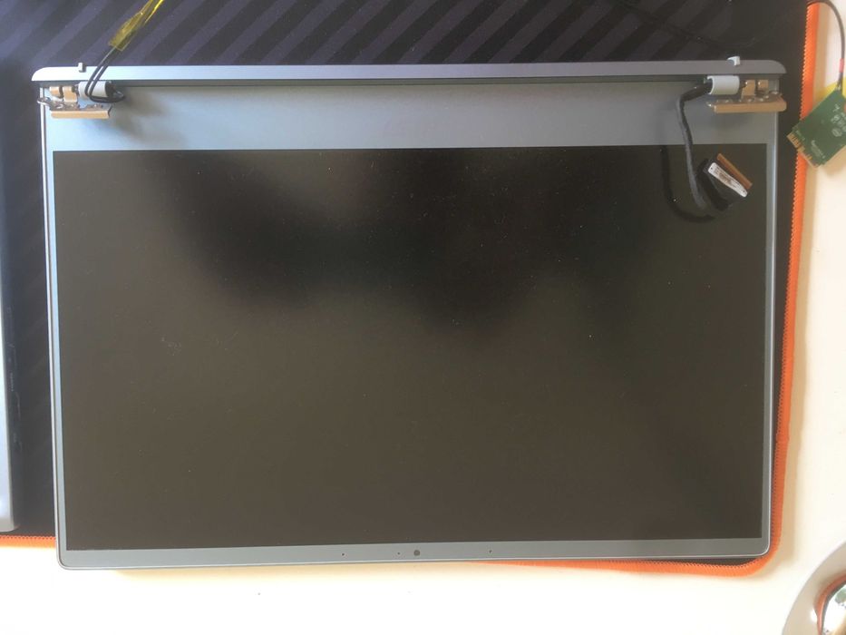 Vendo peças de portátil MSI Modem 14 B11SB64738808769154120