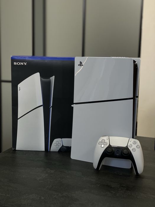 Sony PlayStation 5 digital 825gb стан нової повний комплект