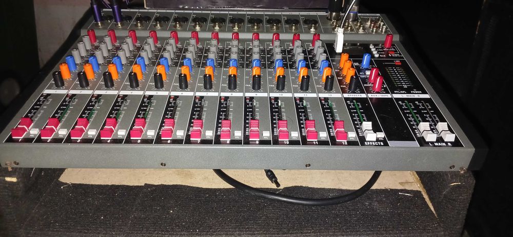 Sistemas de som pa completo